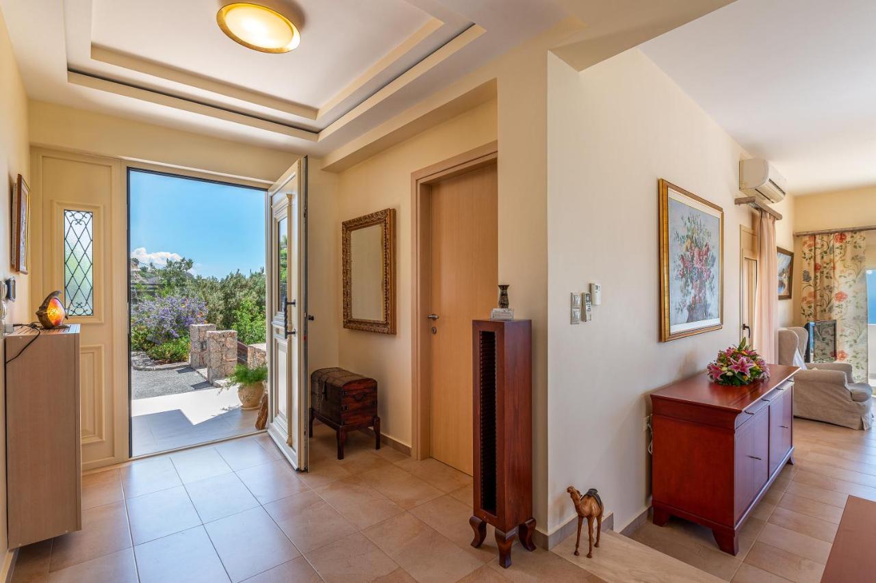 Votana Villa & Apartments Kucunári Kültér fotó